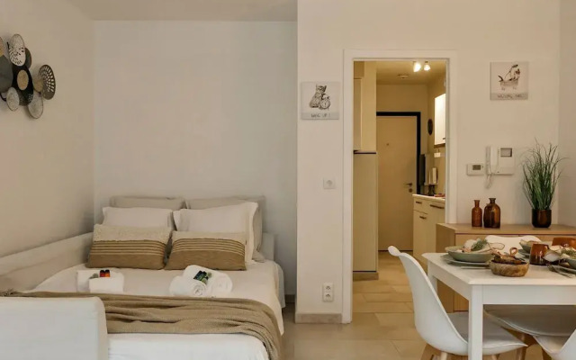 Modern yet Very Cosy and Sunny Flat