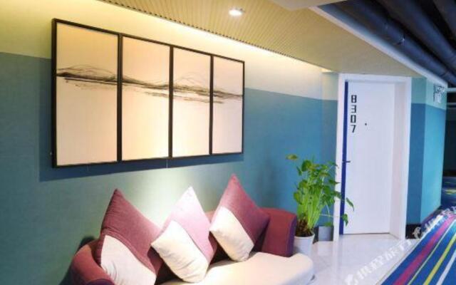 Lanshan Yunman Hotel (Zhengzhou Erqi Wanda Plaza South Passenger Transport Terminal Branch)