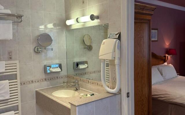 hotelImage