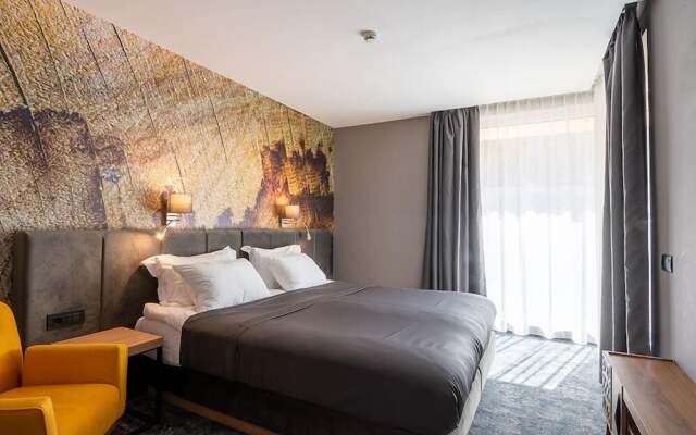 The Five Elements Hotel