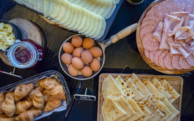 Greystone Suites & Apartments