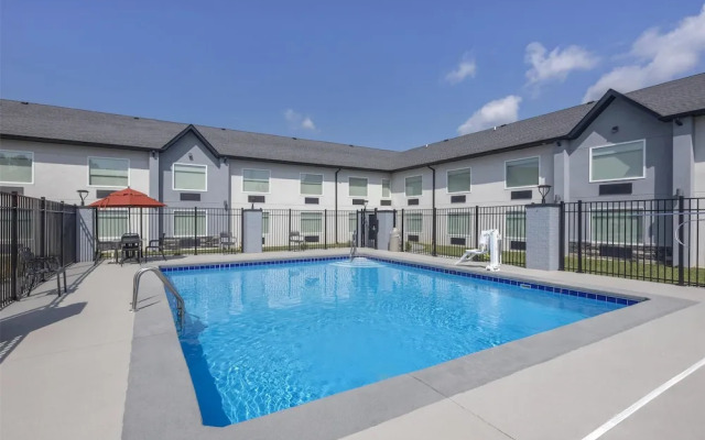 Country Inn & Suites By Carlson Manchester