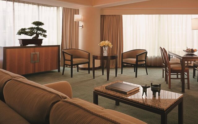 Golden Flower Hotel