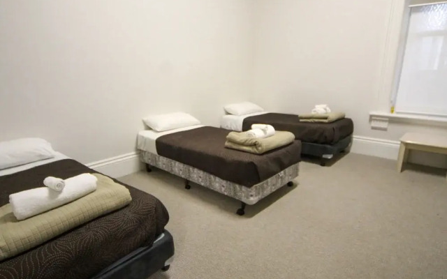 Seafield Tower Glenelg Apartment no 2
