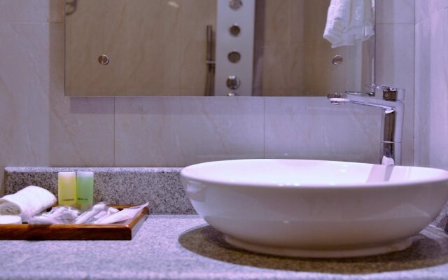 Kuti Resort and Spa