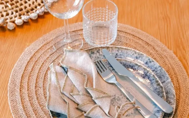 Beautiful Apartment With Pool Terrace and Parking