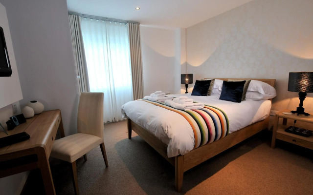 St Moritz Hotel