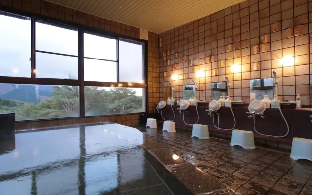 Kokumin Shukusha Enasansou