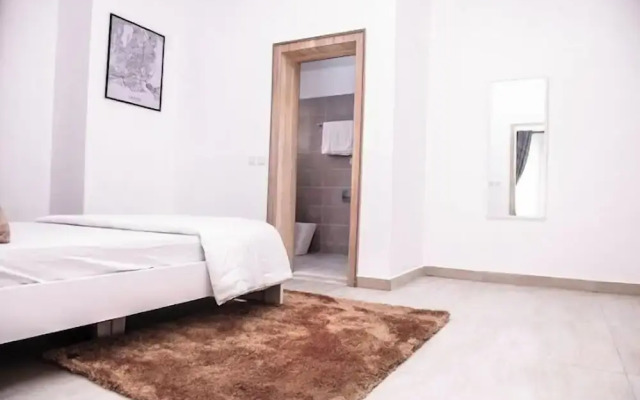 House 4 Apartments