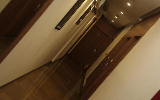 Skysuites By Monarch, Sanpada, Vashi - Navi Mumbai
