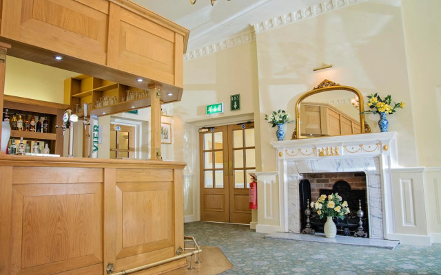 Waveney House Hotel