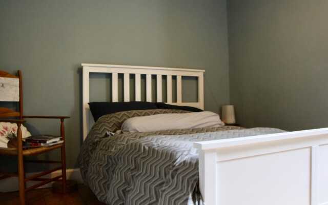 Refurbished Victorian Flat in City Centre