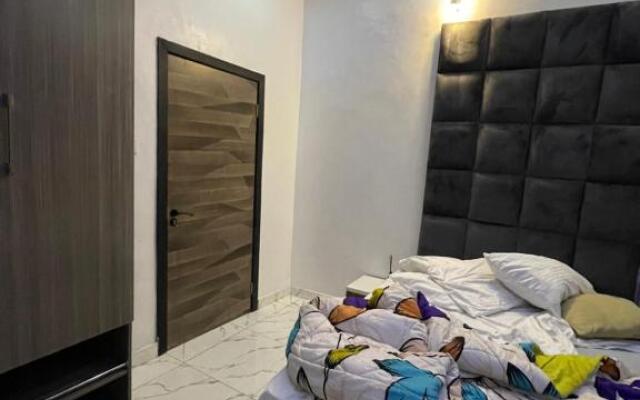 Well furnished 4 Bedroom Apartment in Lekki