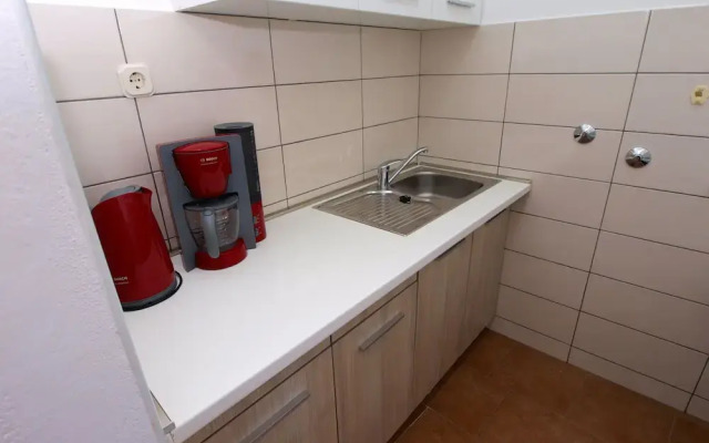 Apartment 1001
