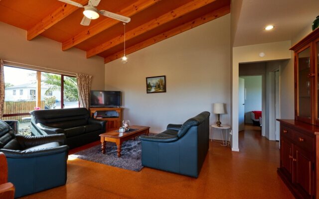 Brook House Bed & Breakfast and Cottages