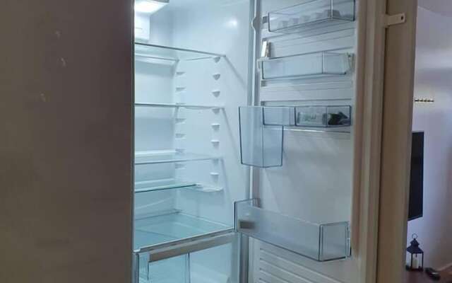 Immaculate 2-bed Apartment in Leigh