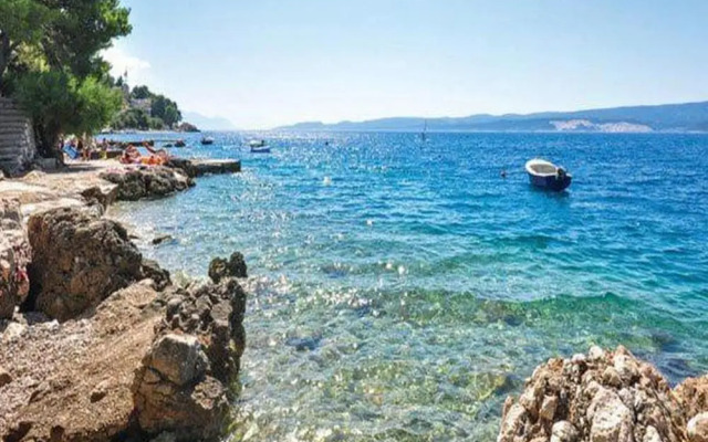 Apartment Stipic Omis - Three Bedroom Apartment With Terrace