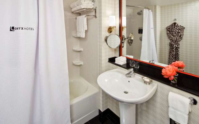 Pennyweight Hotel Boston, Curio Collection by Hilton