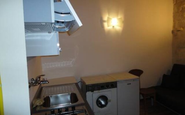 Apulia Hotels Castel del Monte