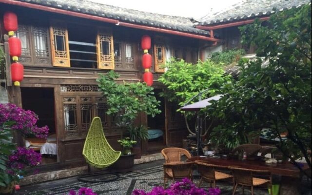 Lijiang Shu Ying Inn