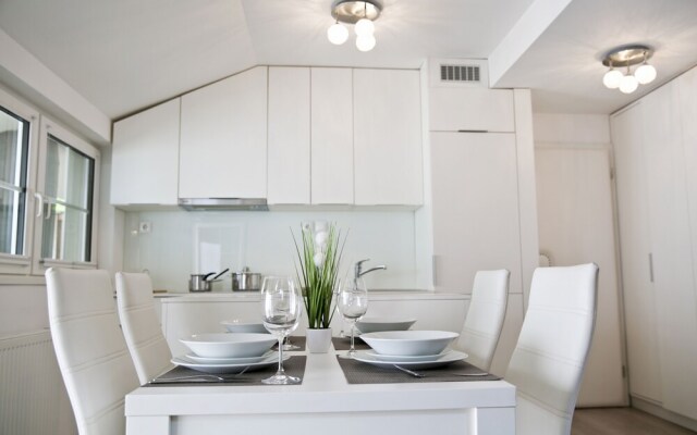 Apartments Hiša Pod Gradom