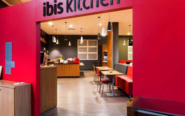 Ibis Paulinia