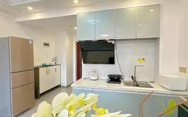 Huaren Yiju Homestay (University Town Branch