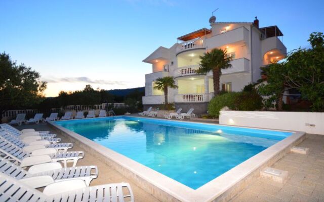 Apartment Rina Paros 41123