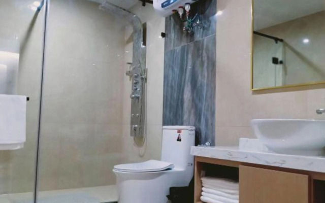 Qijun Hotel (The Second Hospital of Jilin University, Changchun)