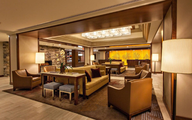 Doubletree by Hilton Pittsburgh — Green Tree