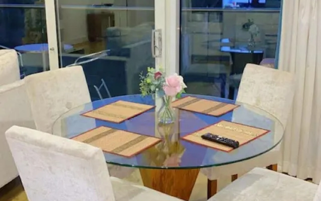 Impeccable 1-bed Apartment in London