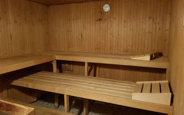 Alpine Budget Rooms by Täscherhof