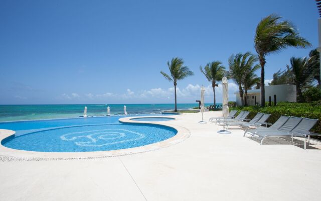 Okol Paraiso by Riviera Rentals