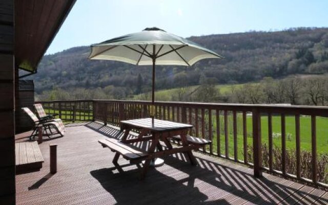 Holiday Home Caban Coed y Betws