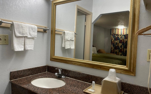 FairBridge Inn & Suites McDonough