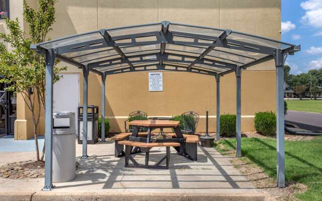 Comfort Inn Brownsville I-40