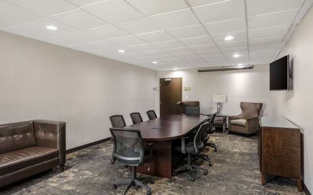 Best Western Plus Jonesboro Inn and Suites