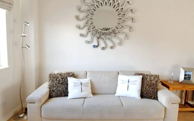 The Courtyard, Windsor, 2 Beds