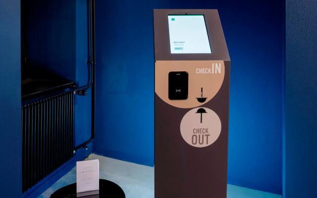 The Lubo - self check-in