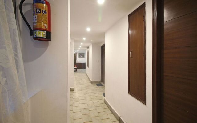 OYO 6119 Hotel Royal Classic