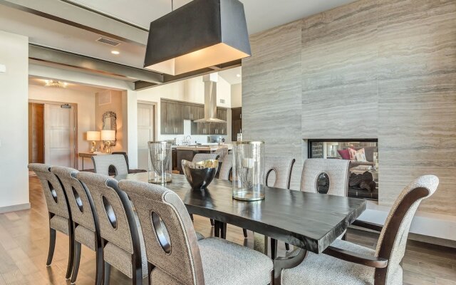 Four Bedroom Penthouse 4 Apartment Hotel by RedAwning