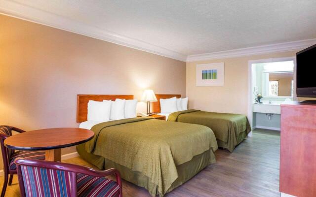 Quality Inn Dalton Central