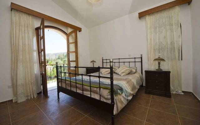 Constantinos Villa
