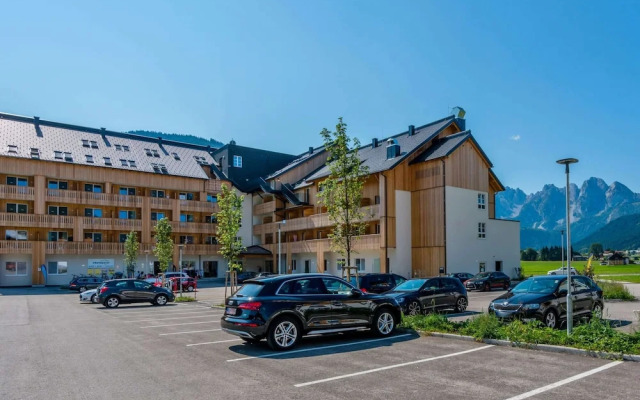 Apartment in Gosau With a Shared Sauna
