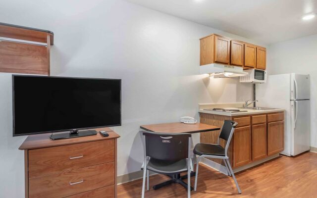 Extended Stay America Select Suites - Laredo