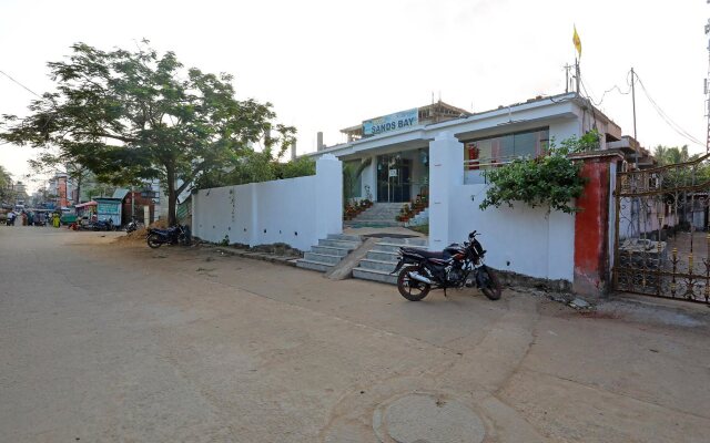 OYO 26496 Hotel Sands Bay