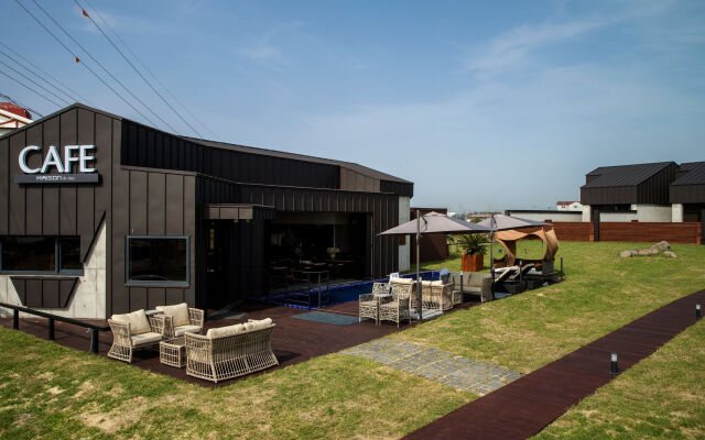 Maison de Jeju Pool Villa