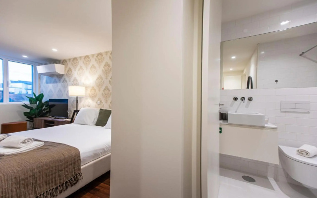 Bombarda Apartments by LovelyStay