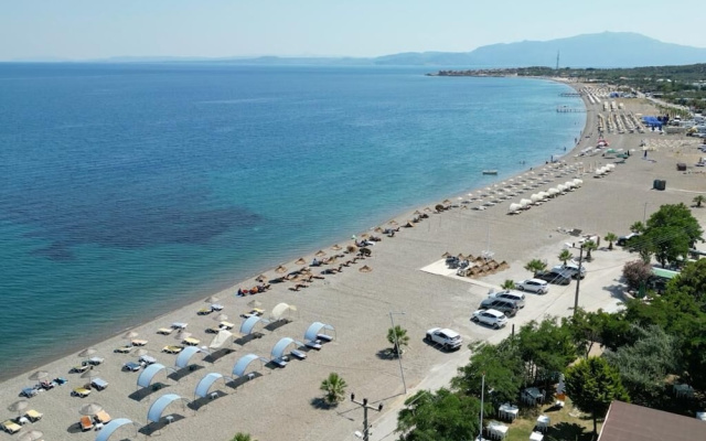 Blue Park Assos