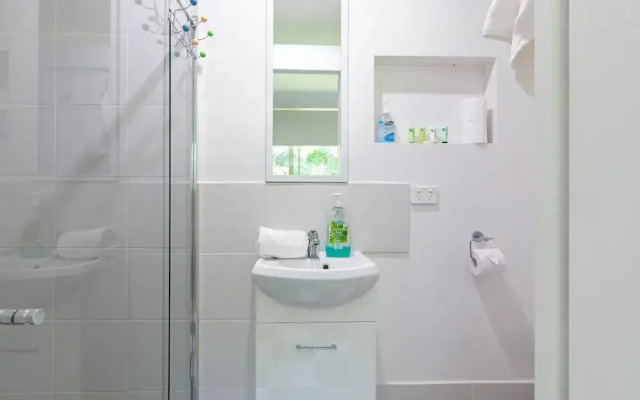 Charming 3BR Sandstone Haven